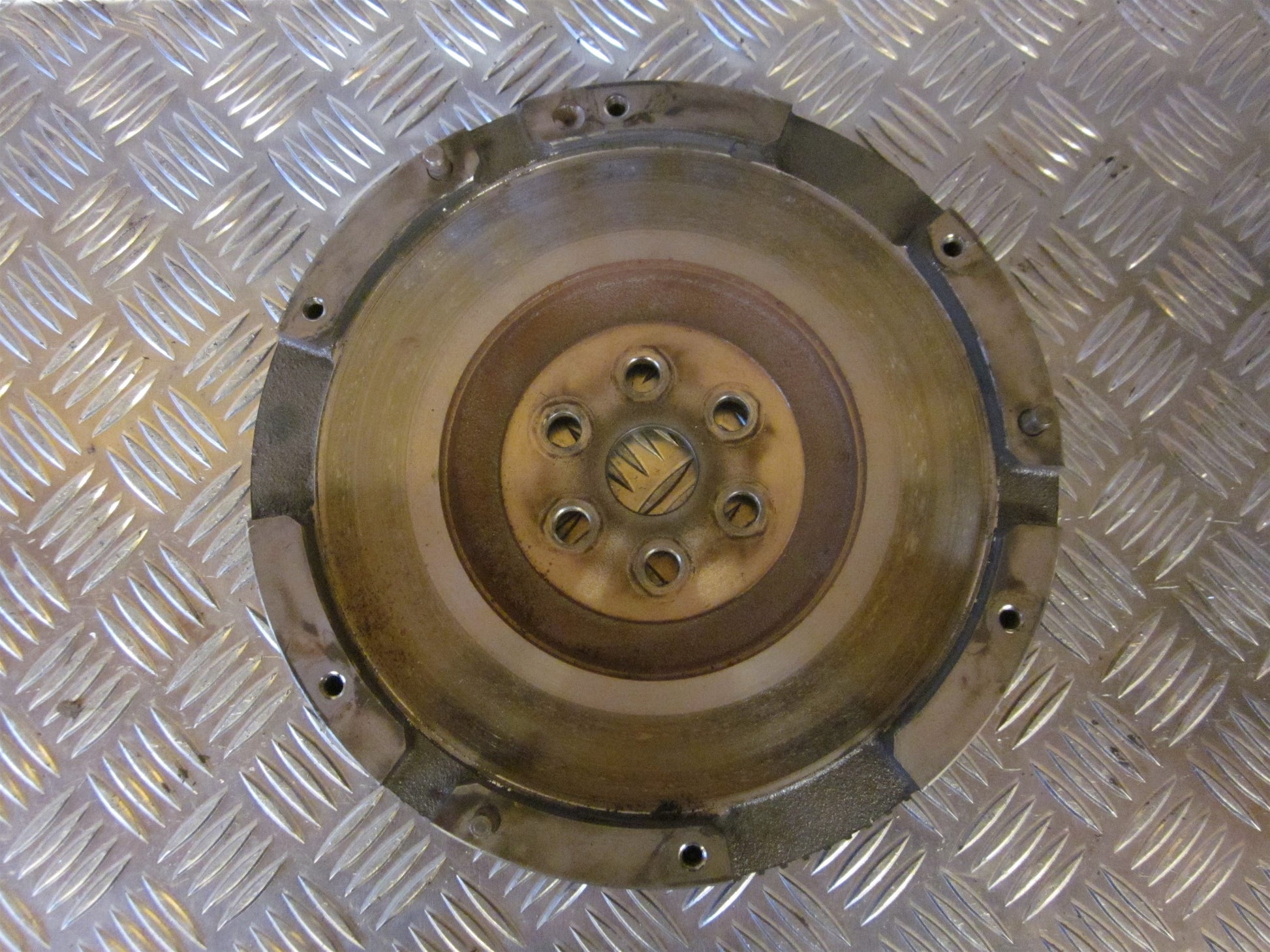 Mazda 5 Svinghjul Med OEM Nr. Ophugger Fra Mazda Ophugger