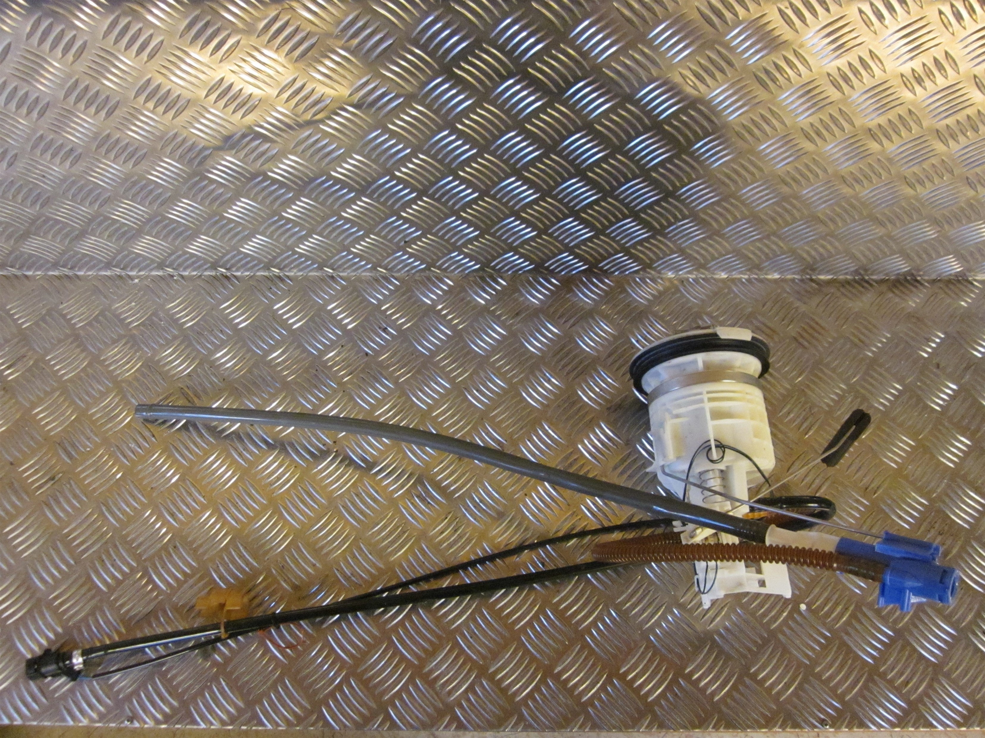 Mini Mki Benz/Brændstofpumpe El Med OEM Nr. Ophugger Fra Mini Ophugger