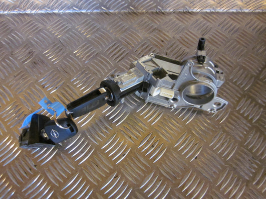 Opel Zafira B Ratlås Med OEM Nr. 93181315 Fra Opel Ophugger