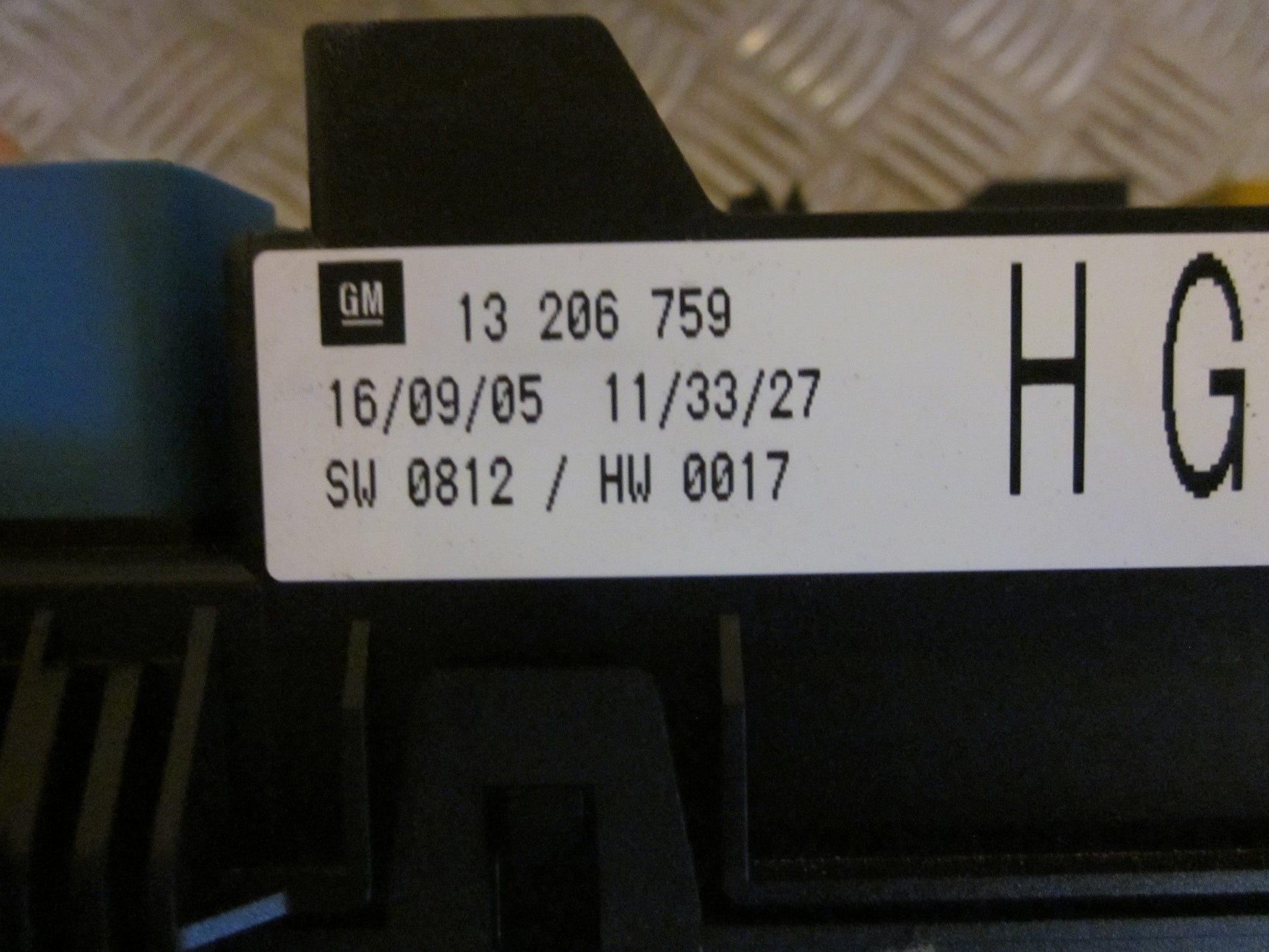 Opel Zafira B Sikringsboks Med OEM Nr. 13206759 Fra Opel Ophugger