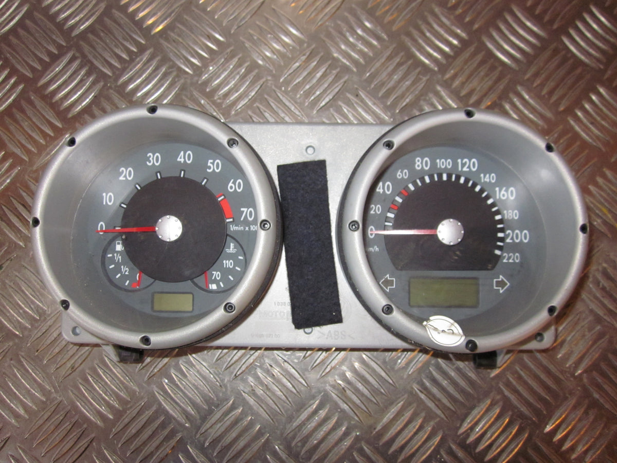 VW Lupo 6E/6X Speedometer - Instrument Med OEM Nr. 6X0920801 Fra VW Ophugger