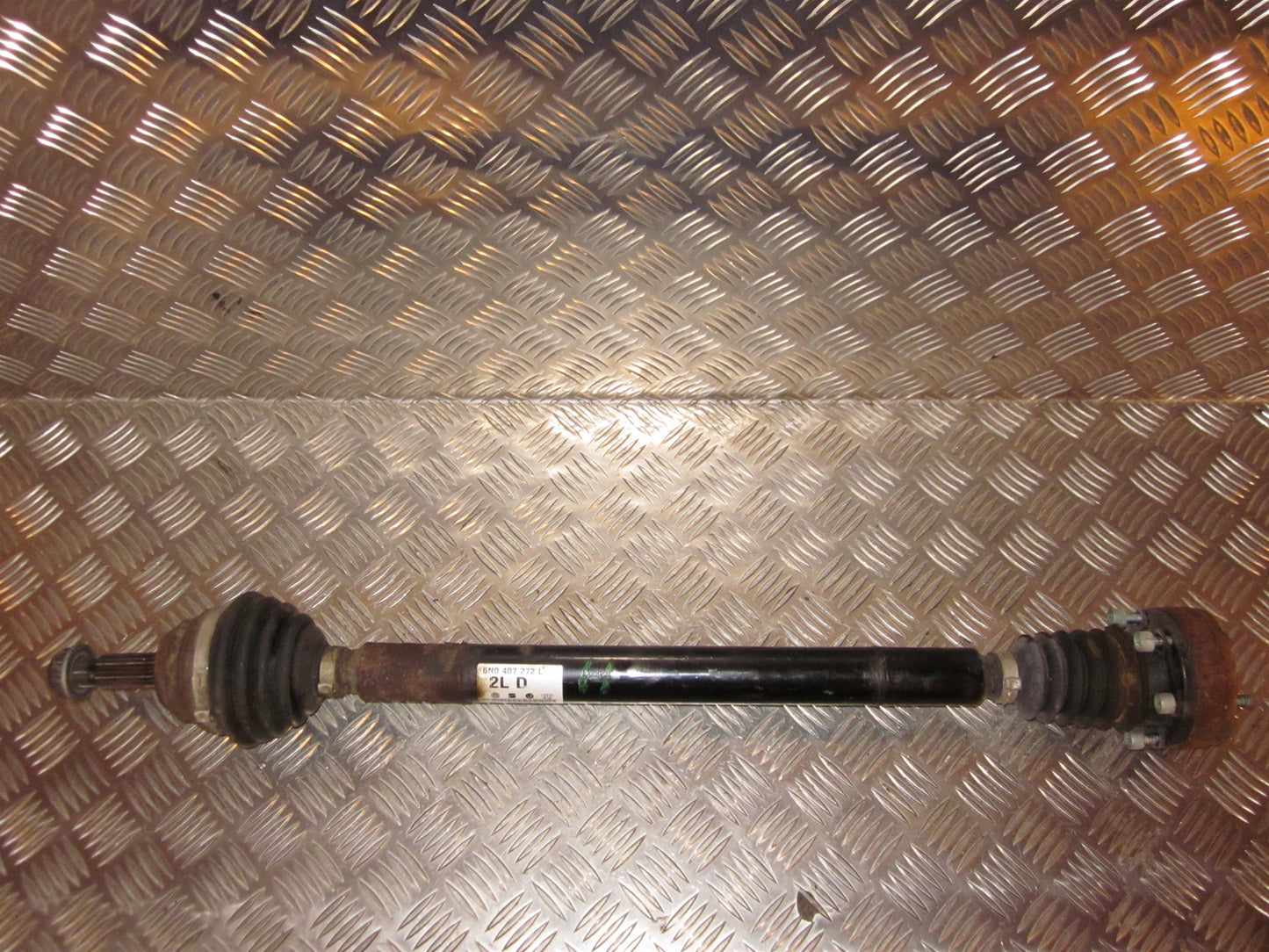 VW Lupo 6E/6X Trækaksel For H Med OEM Nr. 6N0407272L Fra VW Ophugger