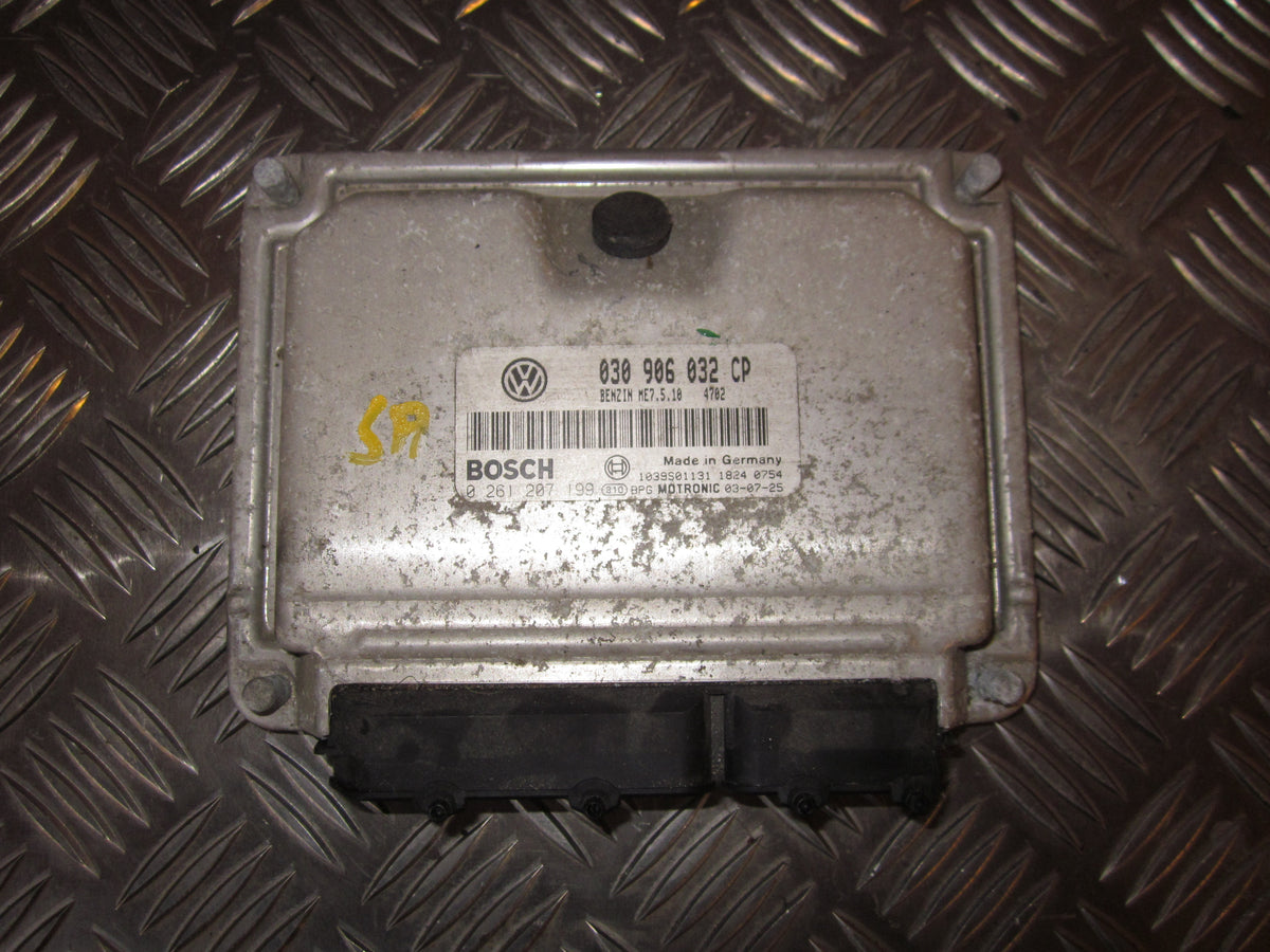 VW Lupo 6E/6X Motorstyring - Motorstyreboks - Injection Elboks Med OEM Nr. 0261207199 Fra VW Ophugger
