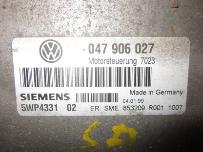 VW Lupo 6E/6X Motorstyring - Motorstyreboks - Injection Elboks Med OEM Nr. 047906027 Fra VW Ophugger