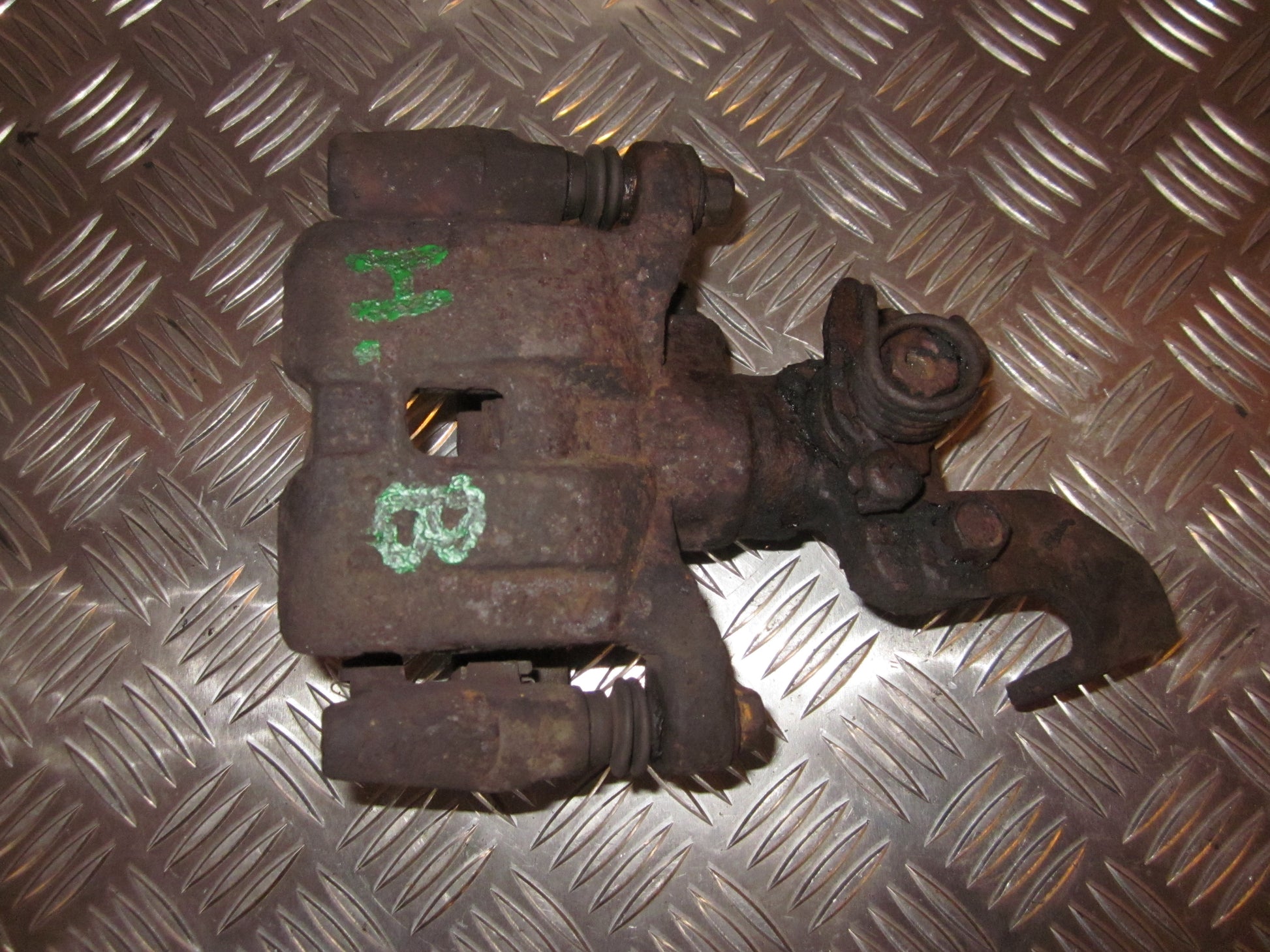 Mazda 6 GG/GY Bremsekaliber HB Med OEM Nr. Ophugger Fra Mazda Ophugger