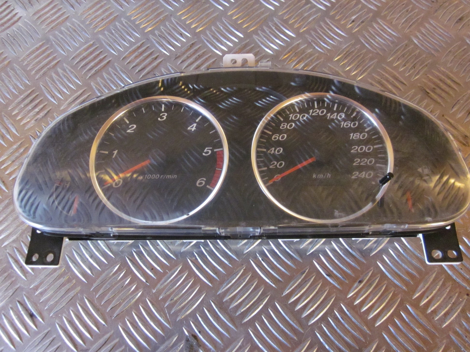 Mazda 6 GG/GY Speedometer - Instrument Med OEM Nr. Ophugger Fra Mazda Ophugger