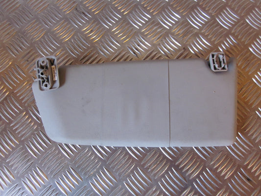 Opel Astra H Solskærm Med OEM Nr. Ophugger Fra Opel Ophugger