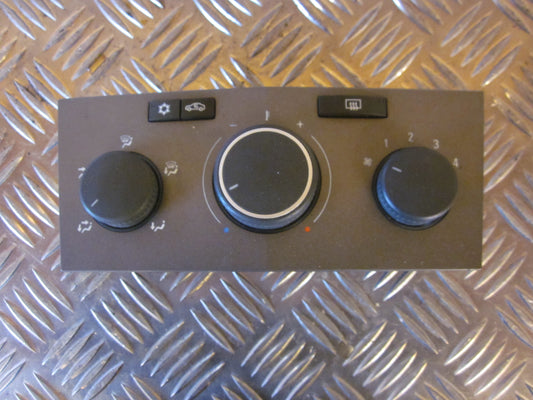 Opel Astra H Varmeregulering Med OEM Nr. Ophugger Fra Opel Ophugger