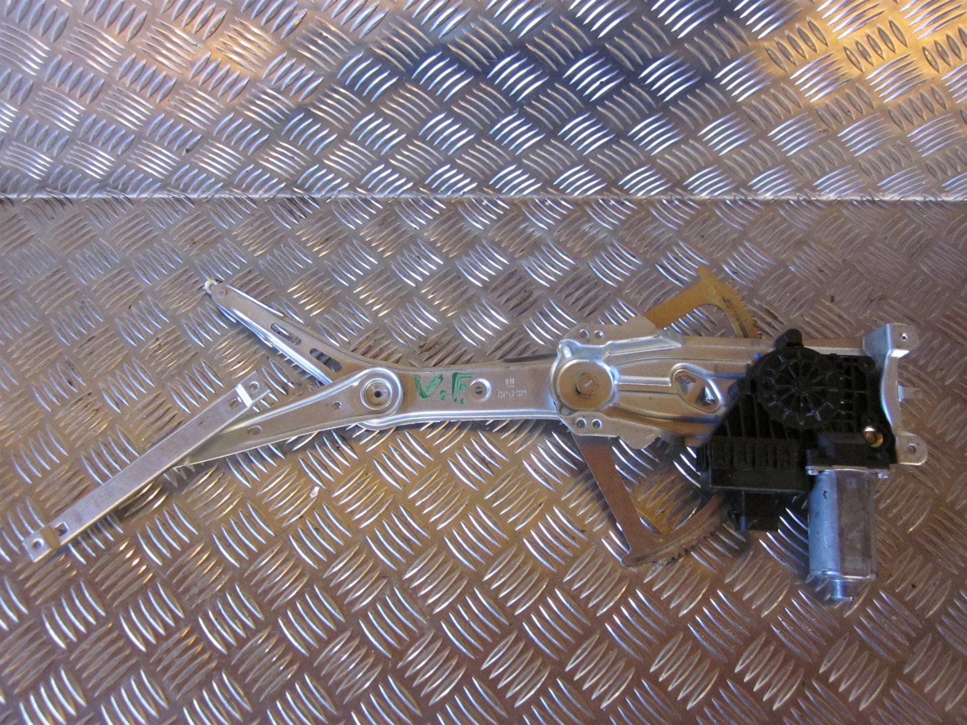 Opel Astra H Rudemotor - Rudehejs Med OEM Nr. Ophugger Fra Opel Ophugger