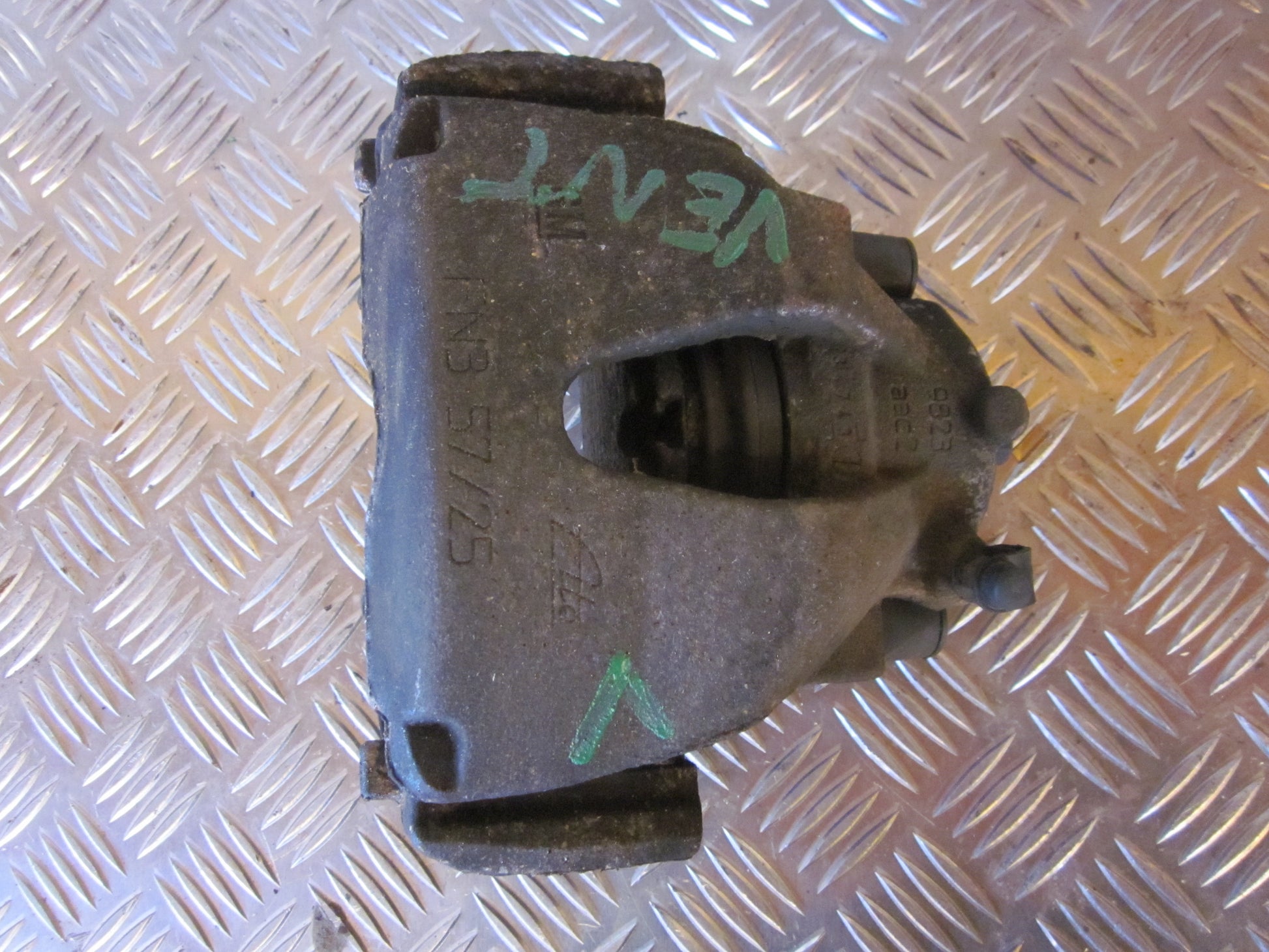 Opel Astra H Bremsekaliber VF Med OEM Nr. Ophugger Fra Opel Ophugger