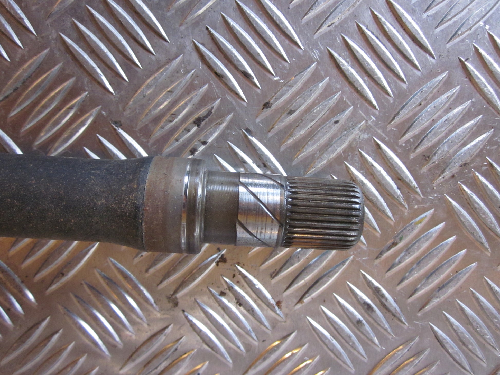 Opel Astra H Trækaksel For H Med OEM Nr. Ophugger Fra Opel Ophugger