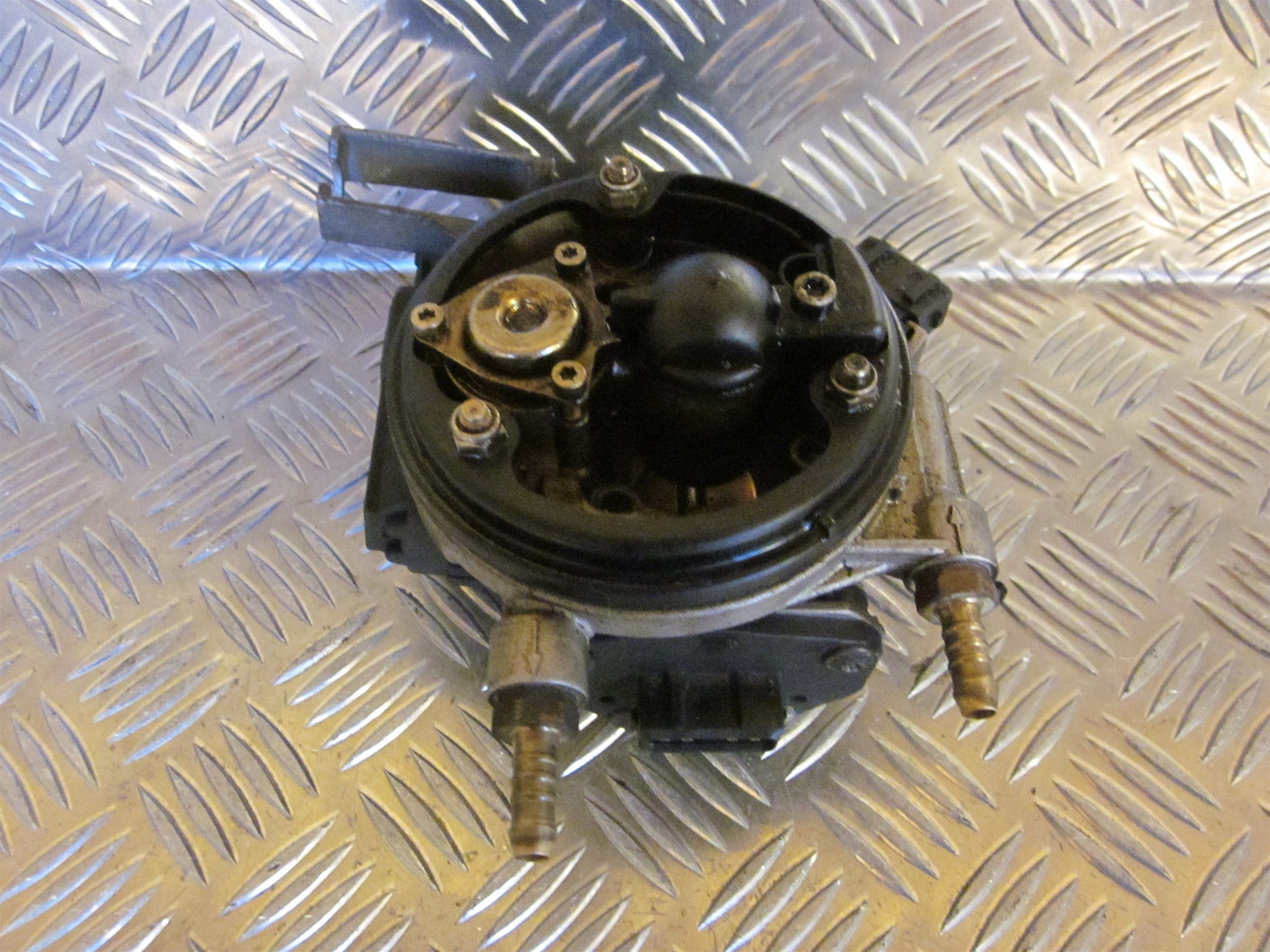VW Polo 3 5D 6N Indspr. Monopoint Med OEM Nr. Ophugger Fra VW Ophugger