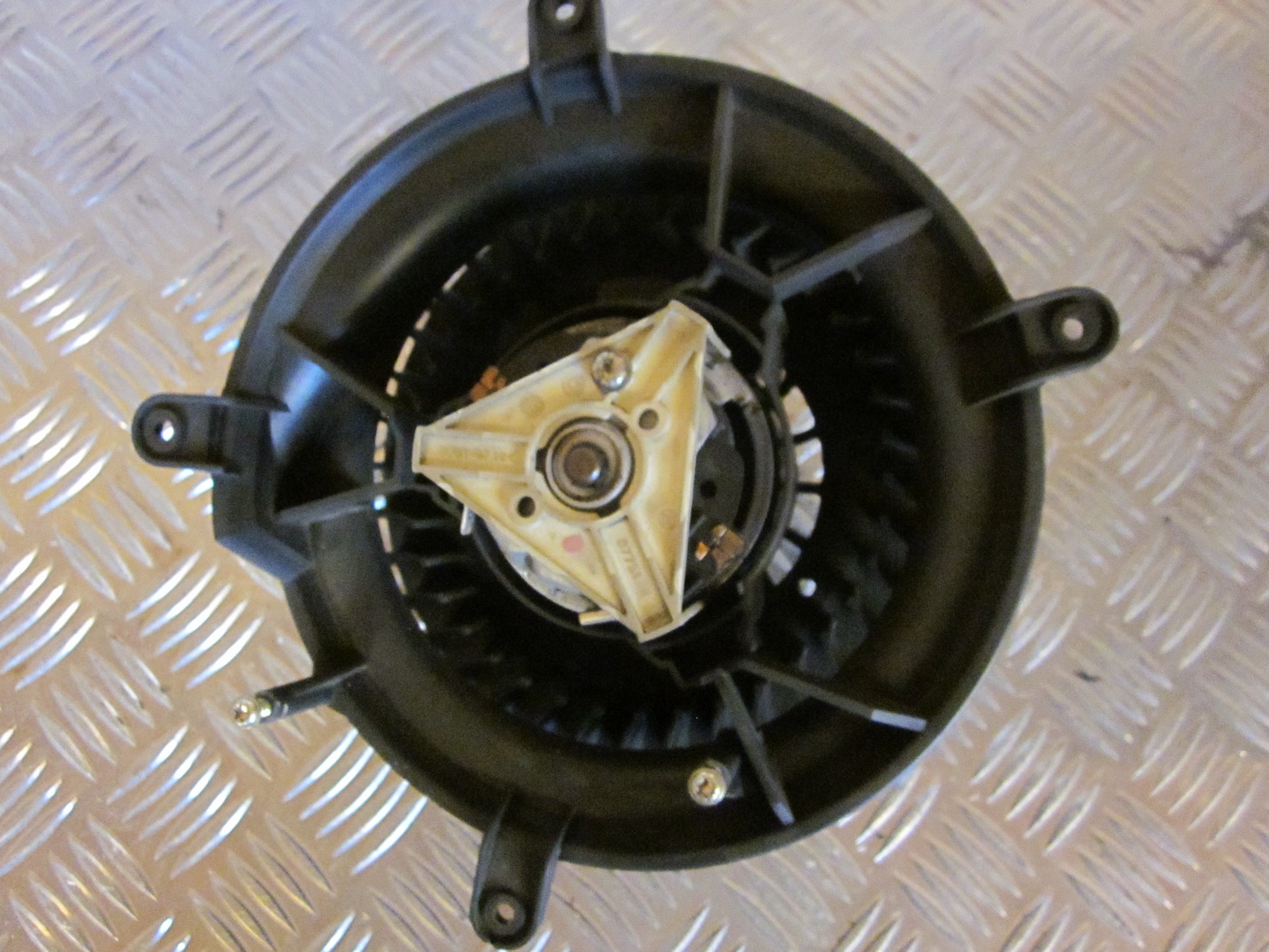 Mercedes E W210 Varmeblæser Med OEM Nr. Ophugger Fra Mercedes Ophugger