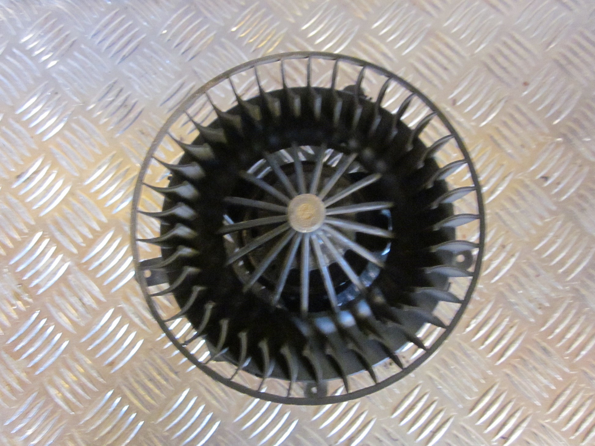 Mercedes E W210 Varmeblæser Med OEM Nr. Ophugger Fra Mercedes Ophugger