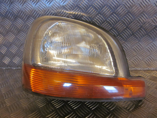 Renault Kangoo 1 Forlygte Med OEM Nr. 88204975 Fra Renault Ophugger