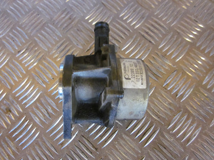 Renault Kangoo 1 Vacuumpumpe Med OEM Nr. Ophugger Fra Renault Ophugger