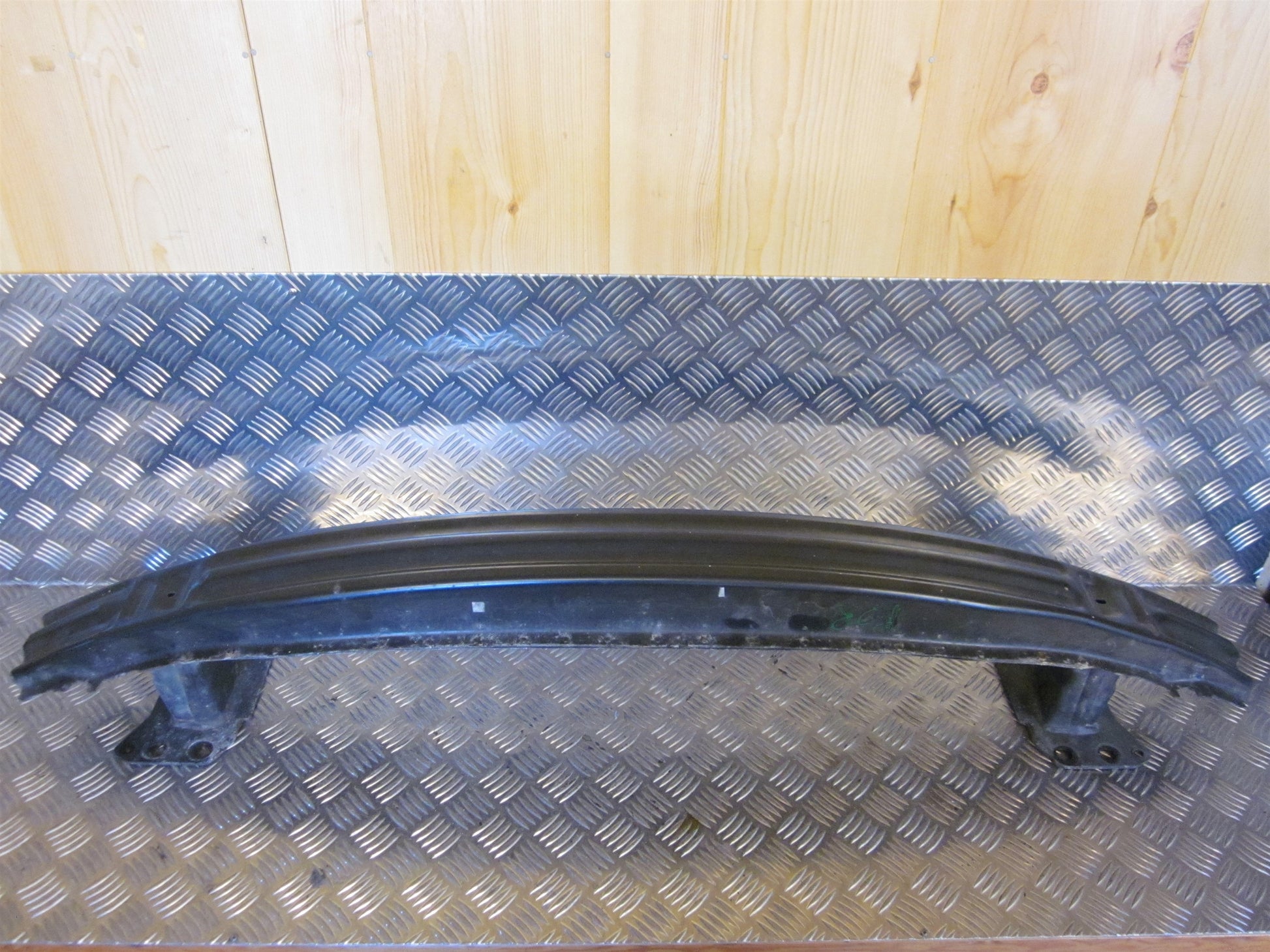 Skoda Fabia Forkofanger Rå Med OEM Nr. 6Y0807109A Fra Skoda Ophugger