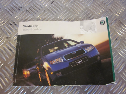 Skoda Fabia Instruktionsbog Med OEM Nr. DANSK Fra Skoda Ophugger