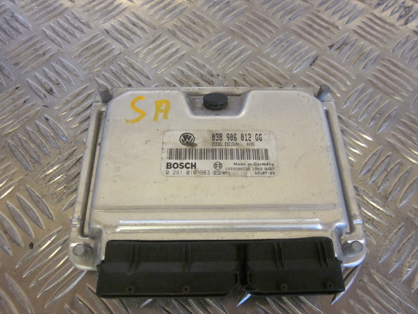 Skoda Fabia Motorstyring - Motorstyreboks - Injection Elboks Med OEM Nr. 038906012GG Fra Skoda Ophugger