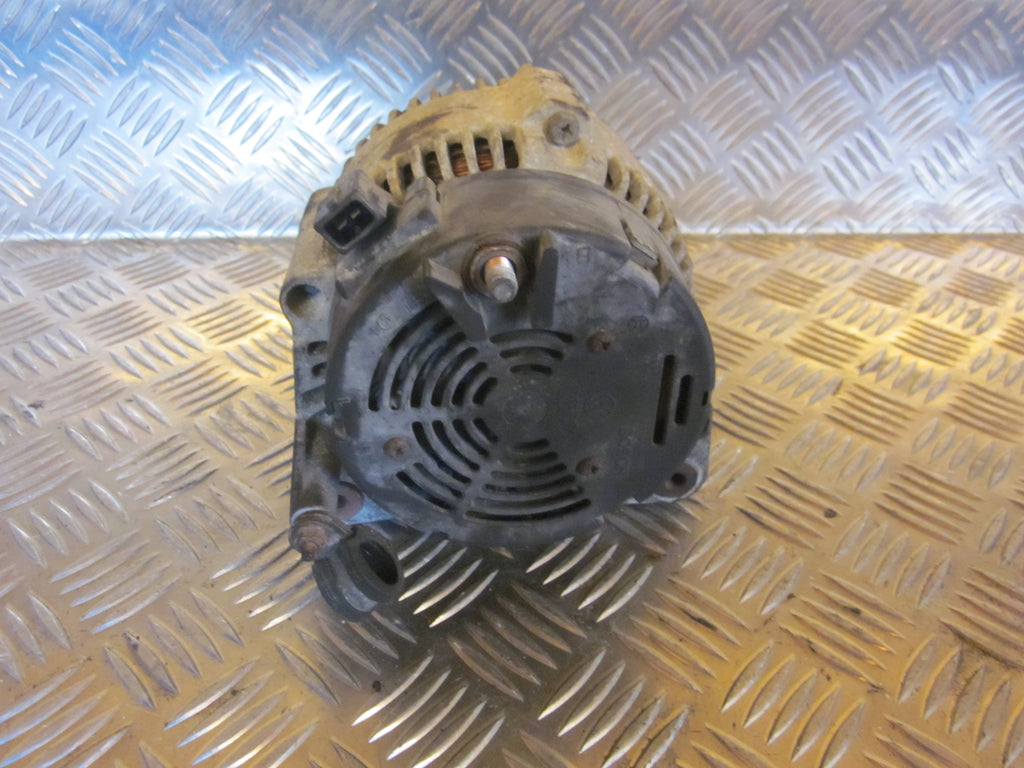VW Polo 3/5D 6N Generator Med OEM Nr. 028903025H Fra VW Ophugger