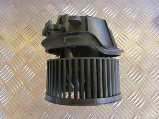 Citroen C2 Varmeblæser Med OEM Nr. 6441Q6 Fra Citroen Ophugger