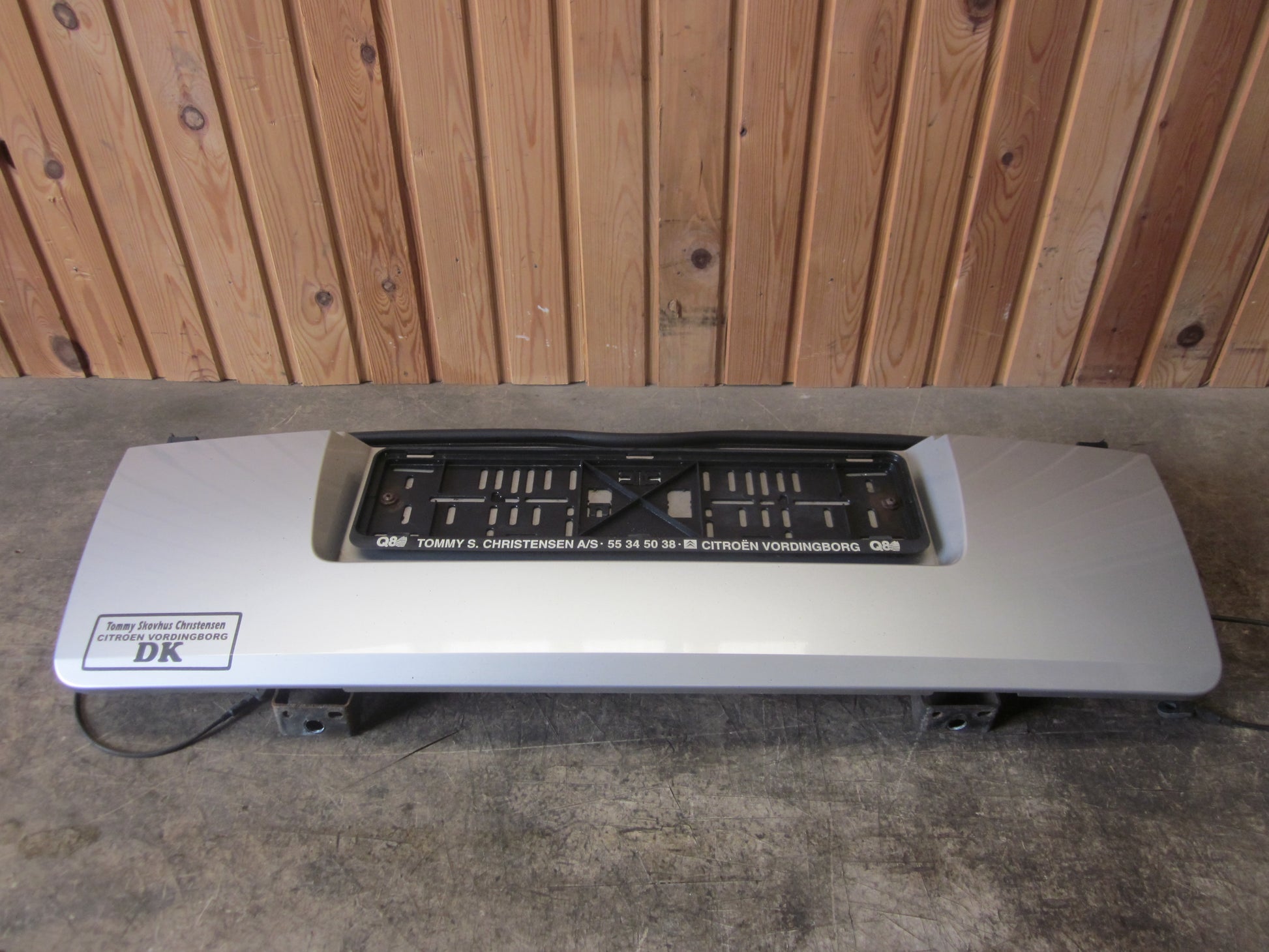 Citroen C2 Bagklap Med OEM Nr. 8701W2	 Fra Citroen Ophugger