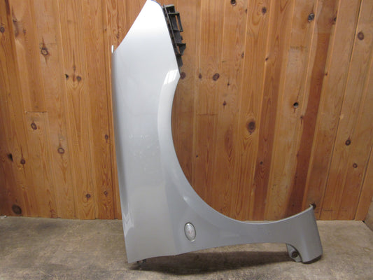 Peugeot 307 Forskærm H Med OEM Nr. 7841N7 Fra Peugeot Ophugger