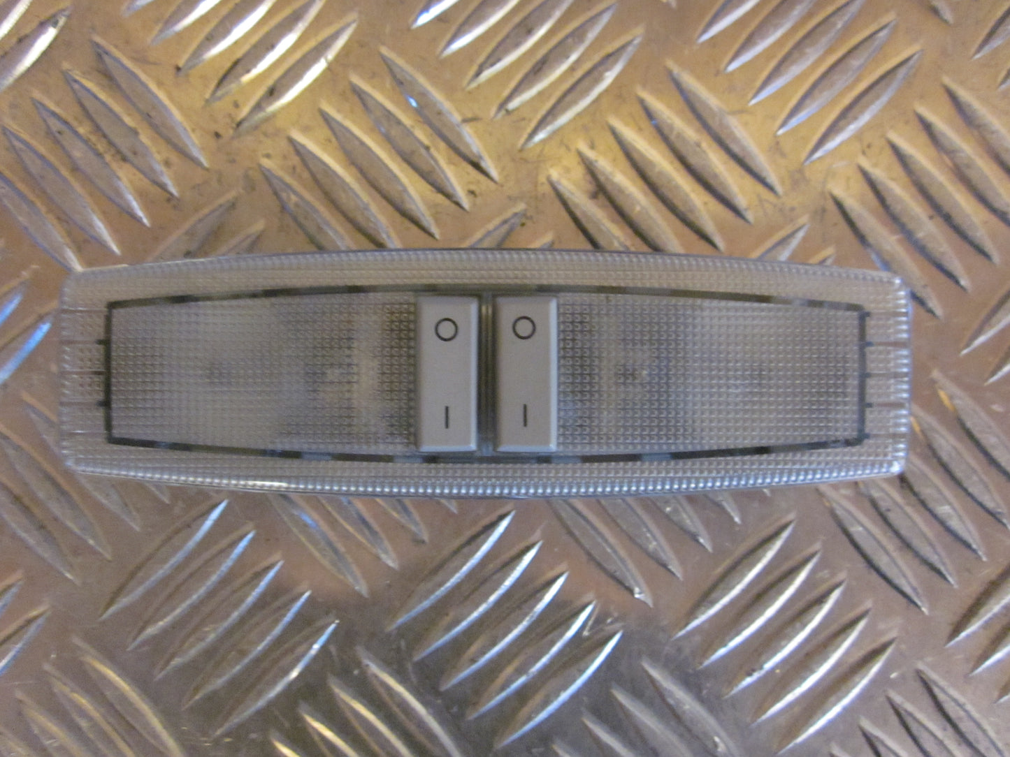 Opel Corsa D Loftslys Med OEM Nr. Ophugger Fra Opel Ophugger