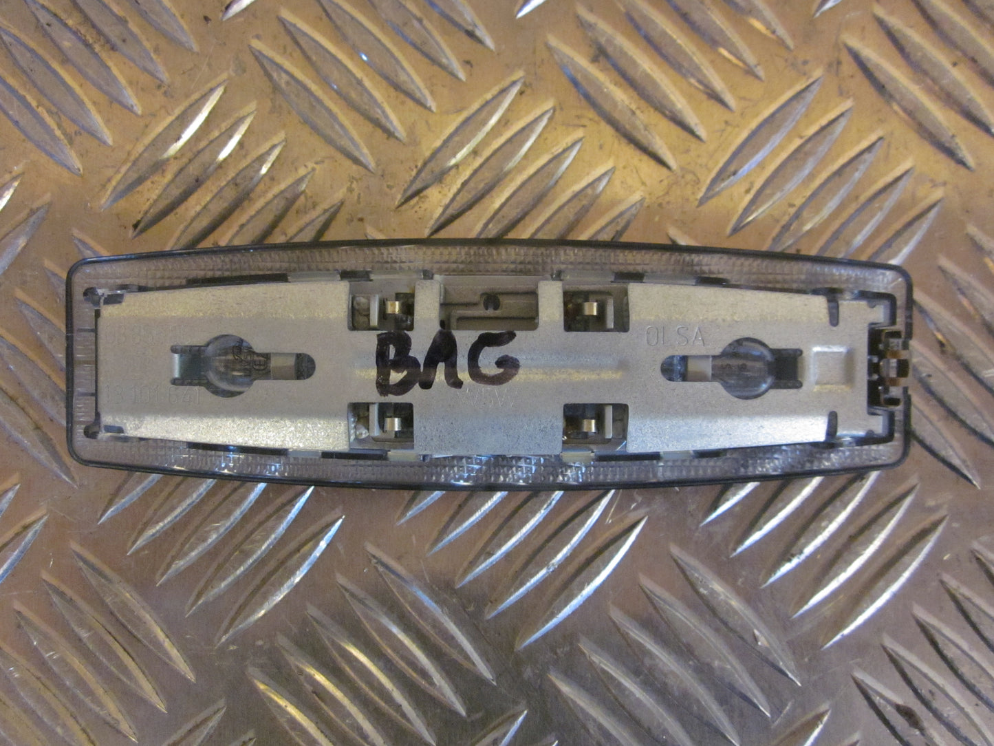 Opel Corsa D Loftslys Med OEM Nr. Ophugger Fra Opel Ophugger