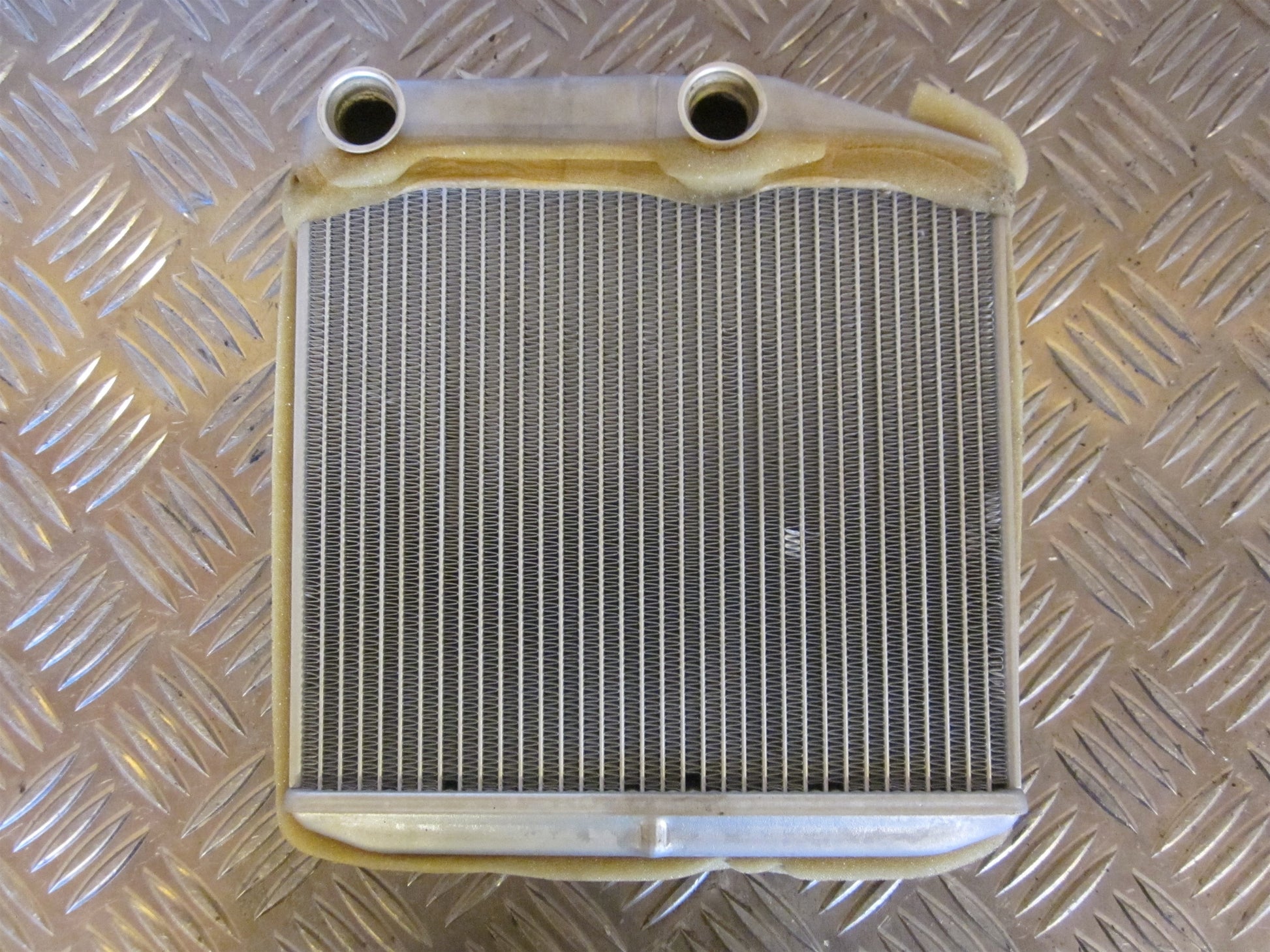 Opel Corsa D Køler Aircond. Indvendig Med OEM Nr. Ophugger Fra Opel Ophugger