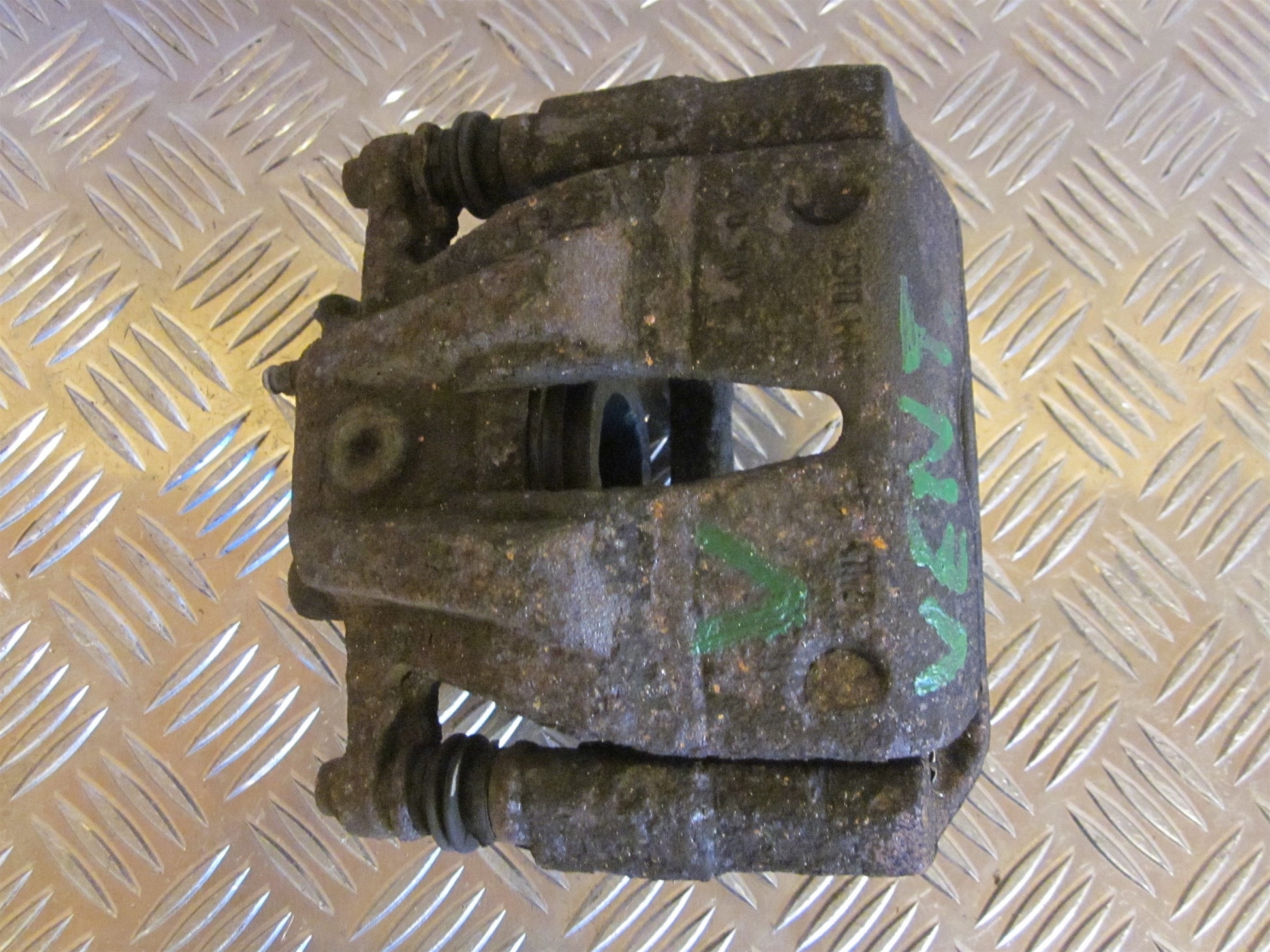 Opel Meriva A Bremsekaliber VF Med OEM Nr. Ophugger Fra Opel Ophugger