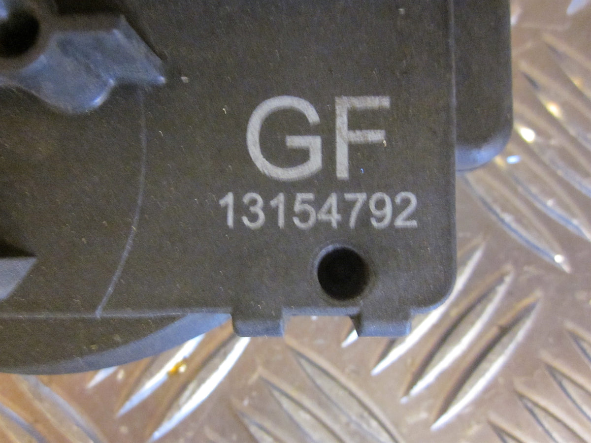 Opel Meriva A Dørlås Med OEM Nr. 13154792GF Fra Opel Ophugger