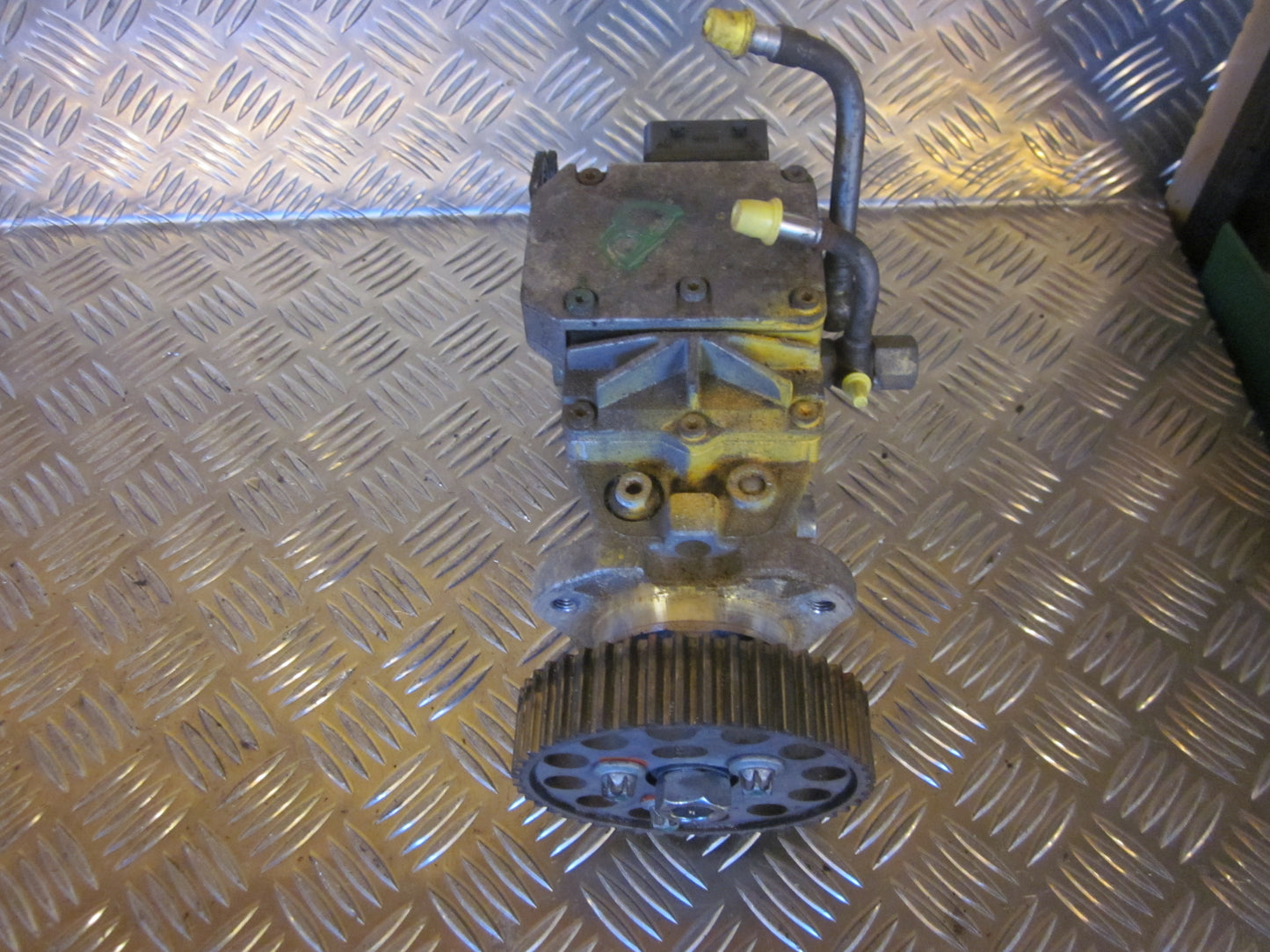 Opel Astra G Dieselpumpe Med OEM Nr. 0470004003 Fra Opel Ophugger