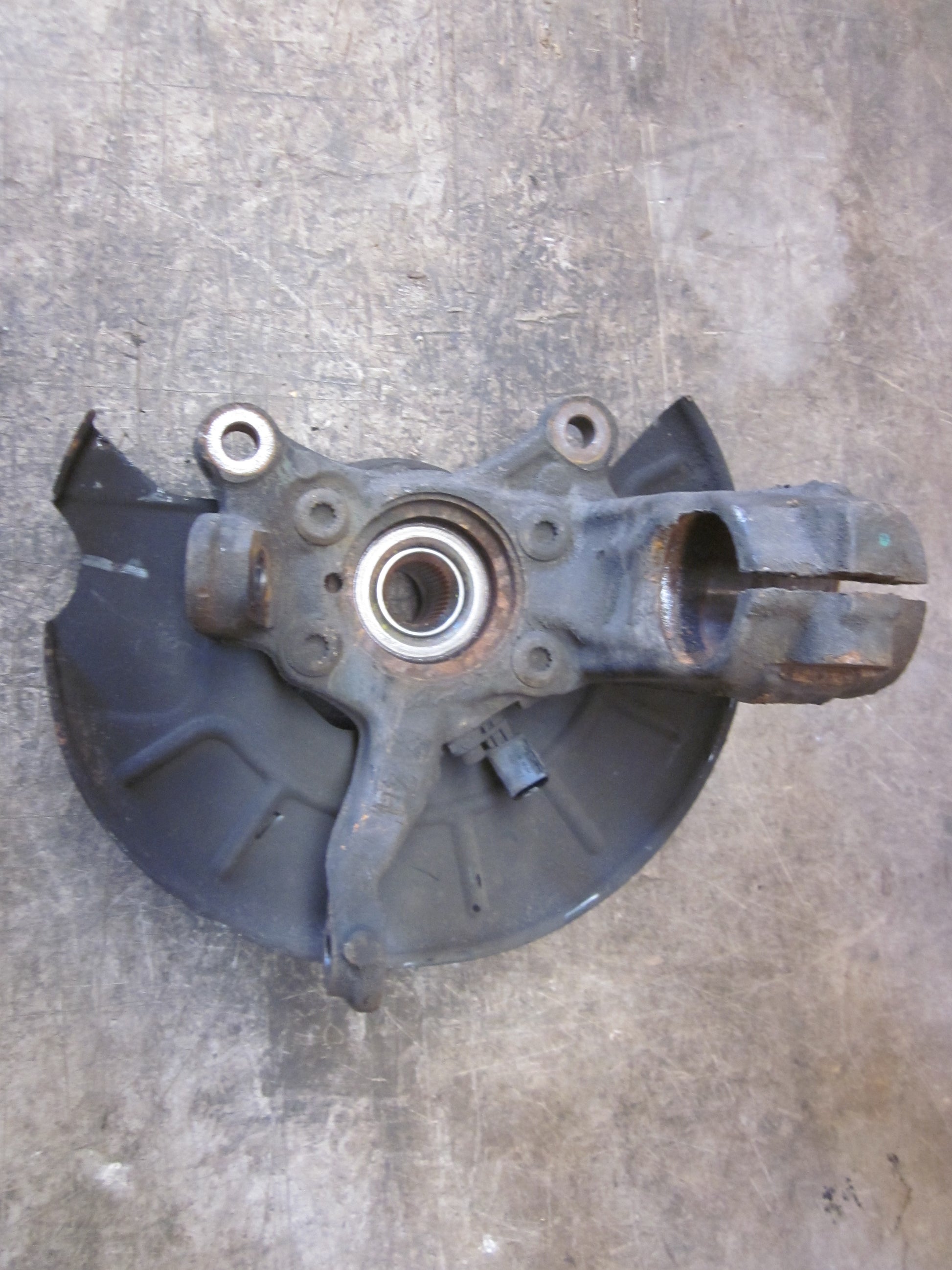 VW Caddy 2K Spindel For H Med OEM Nr. Ophugger Fra VW Ophugger