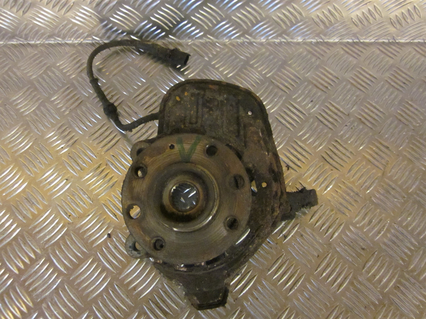 Opel Combo C Spindel For V Med OEM Nr. Ophugger Fra Opel Ophugger