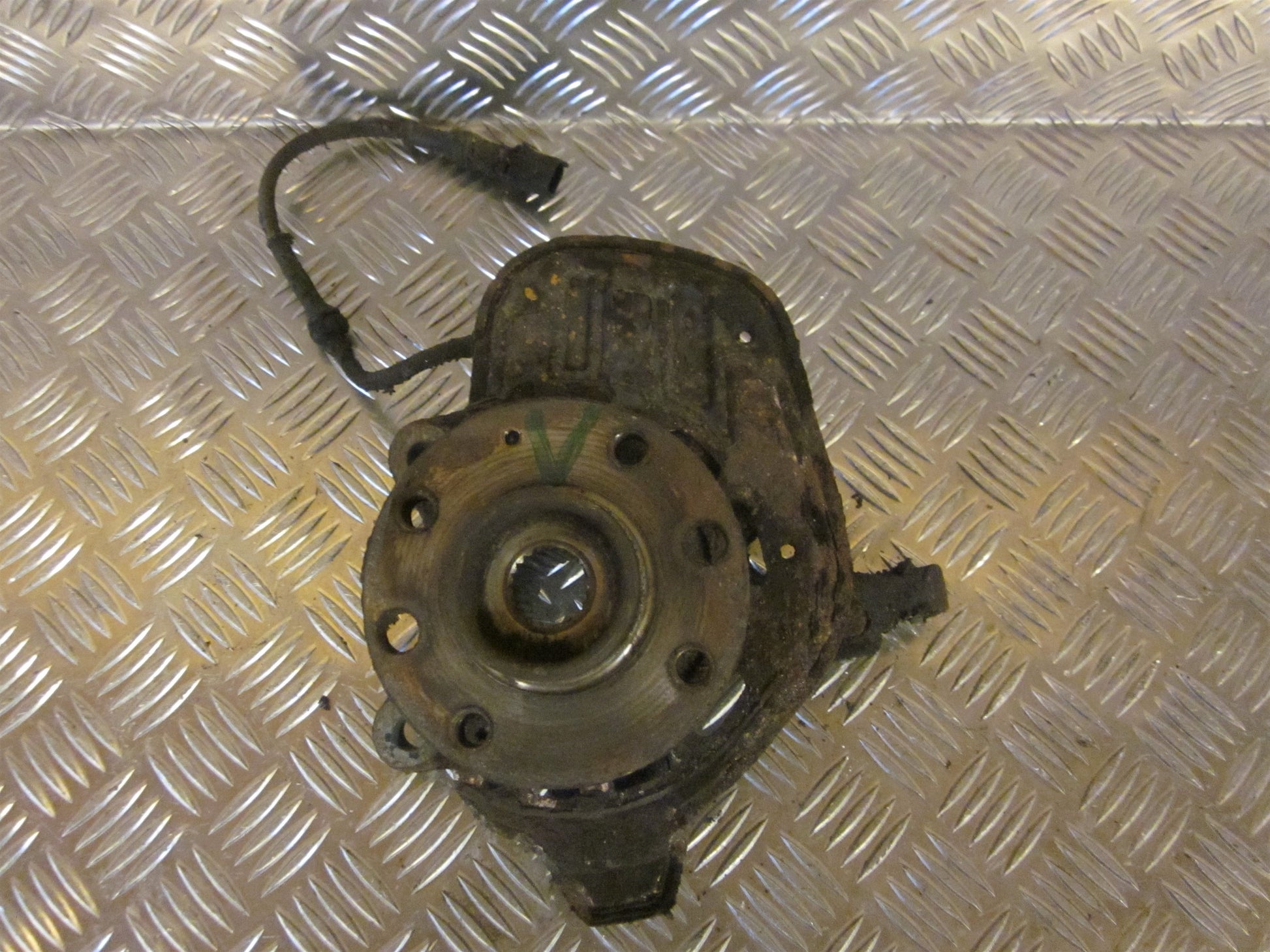 Opel Combo C Spindel For V Med OEM Nr. Ophugger Fra Opel Ophugger