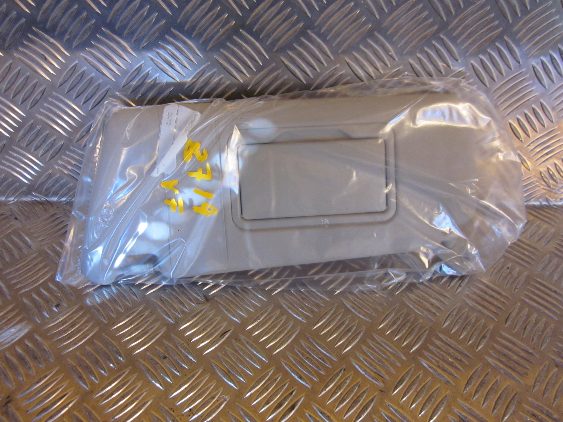 Mercedes A W168 Solskærm Med OEM Nr. Ophugger Fra Mercedes Ophugger