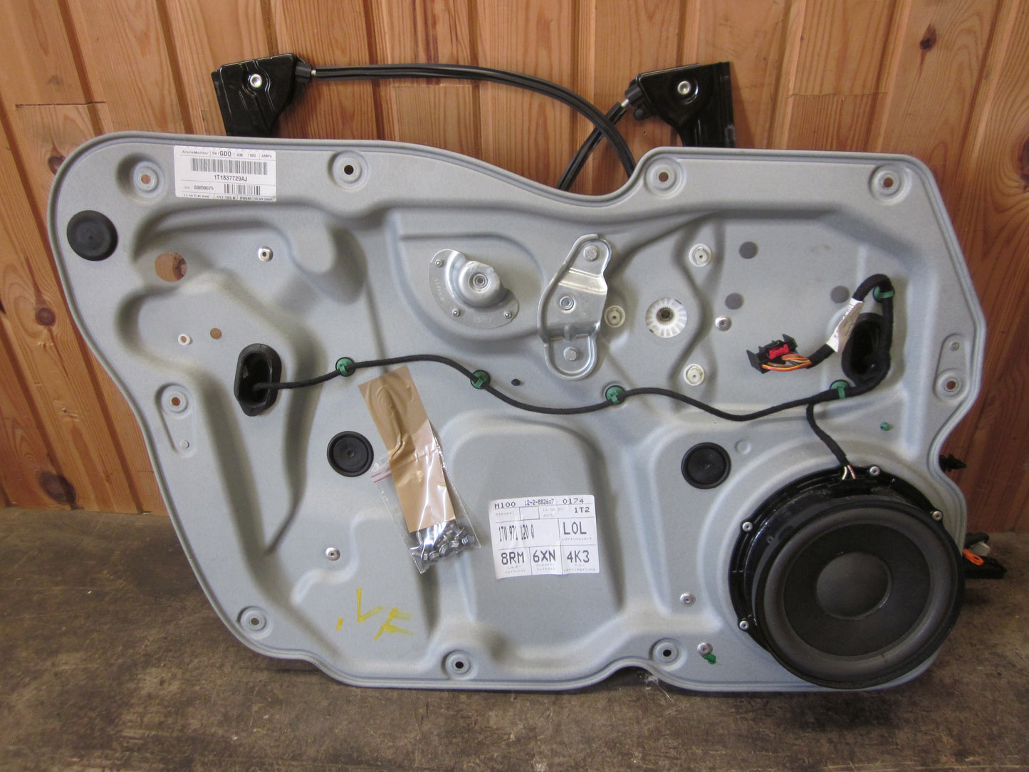 VW Touran 1T GP Rudemotor - Rudehejs Med OEM Nr. 1T1837729AJ Fra VW Ophugger