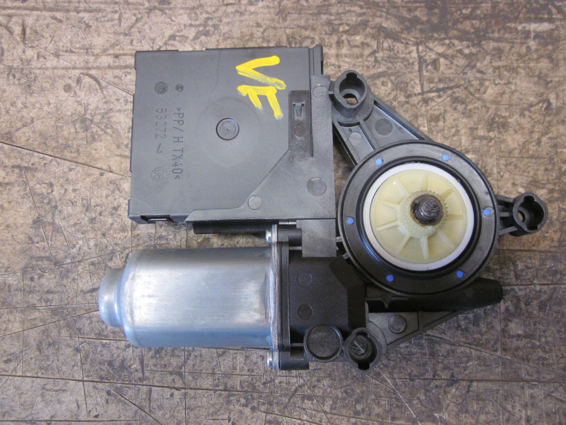 VW Touran 1T GP Rudemotor - Rudehejs Med OEM Nr. 1T0959701D Fra VW Ophugger