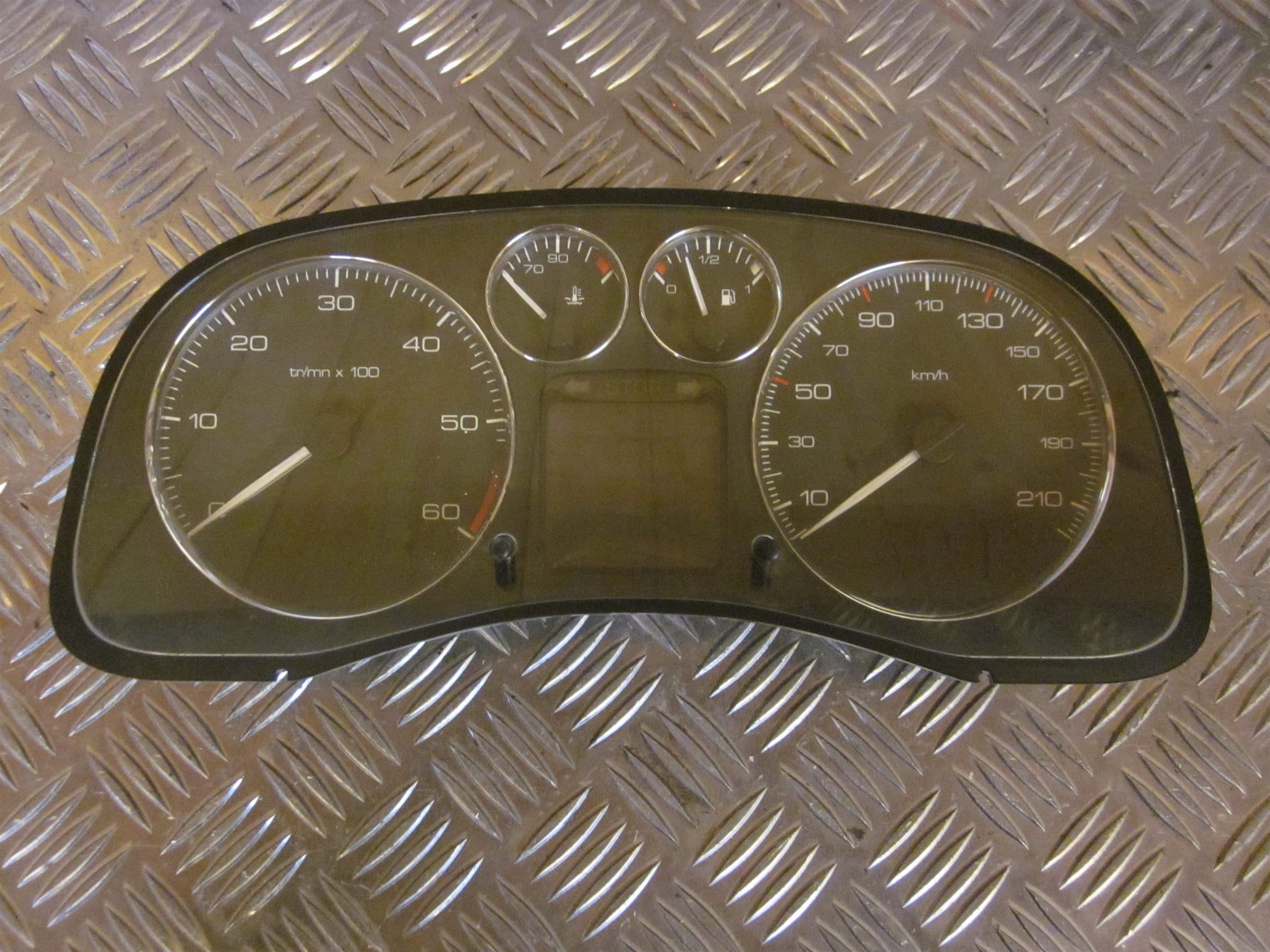 Peugeot 307 Speedometer - Instrument Med OEM Nr. Ophugger Fra Peugeot Ophugger