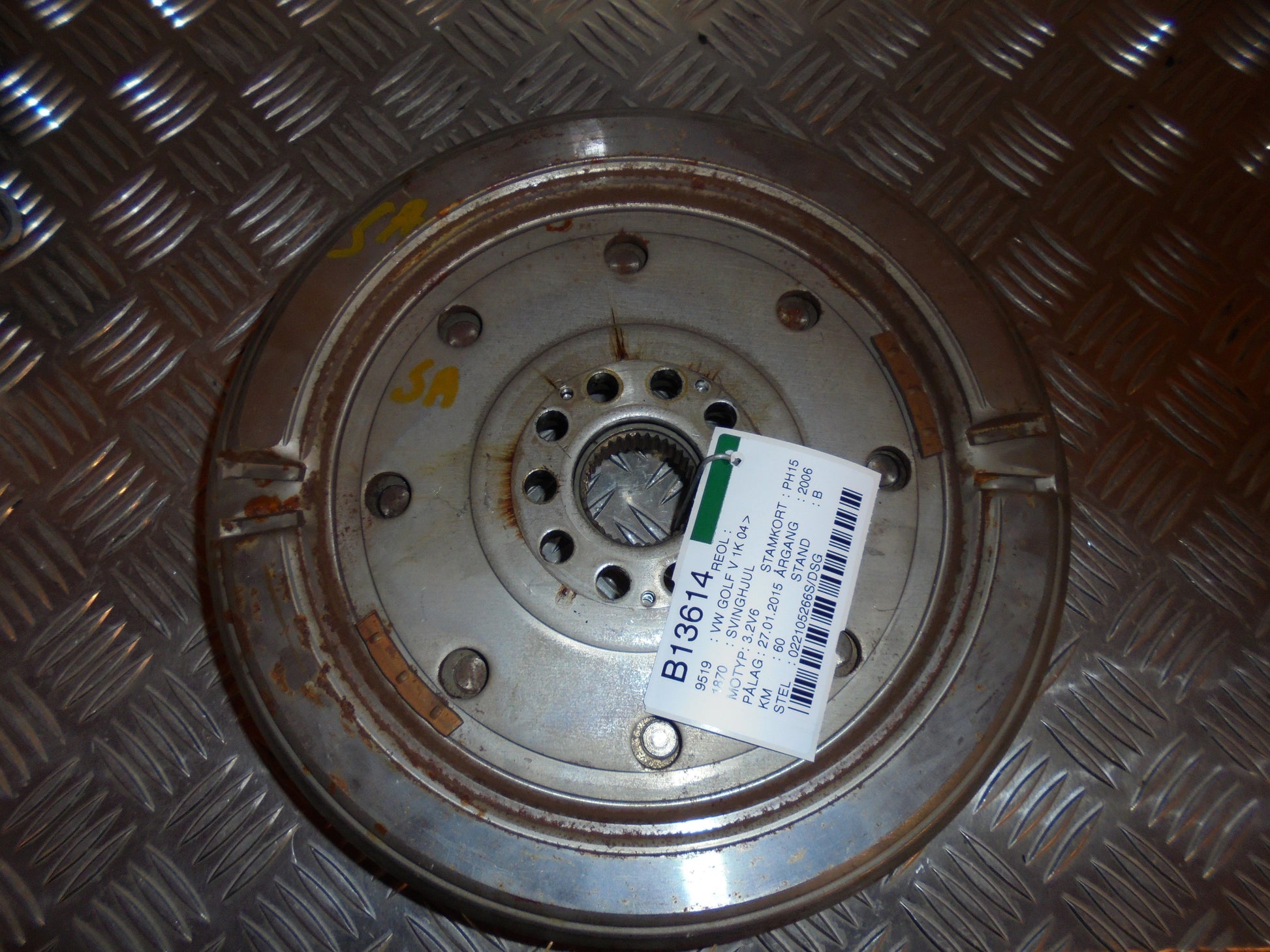 VW Golf 5 1K Svinghjul Med OEM Nr. 022105266S Fra VW Ophugger