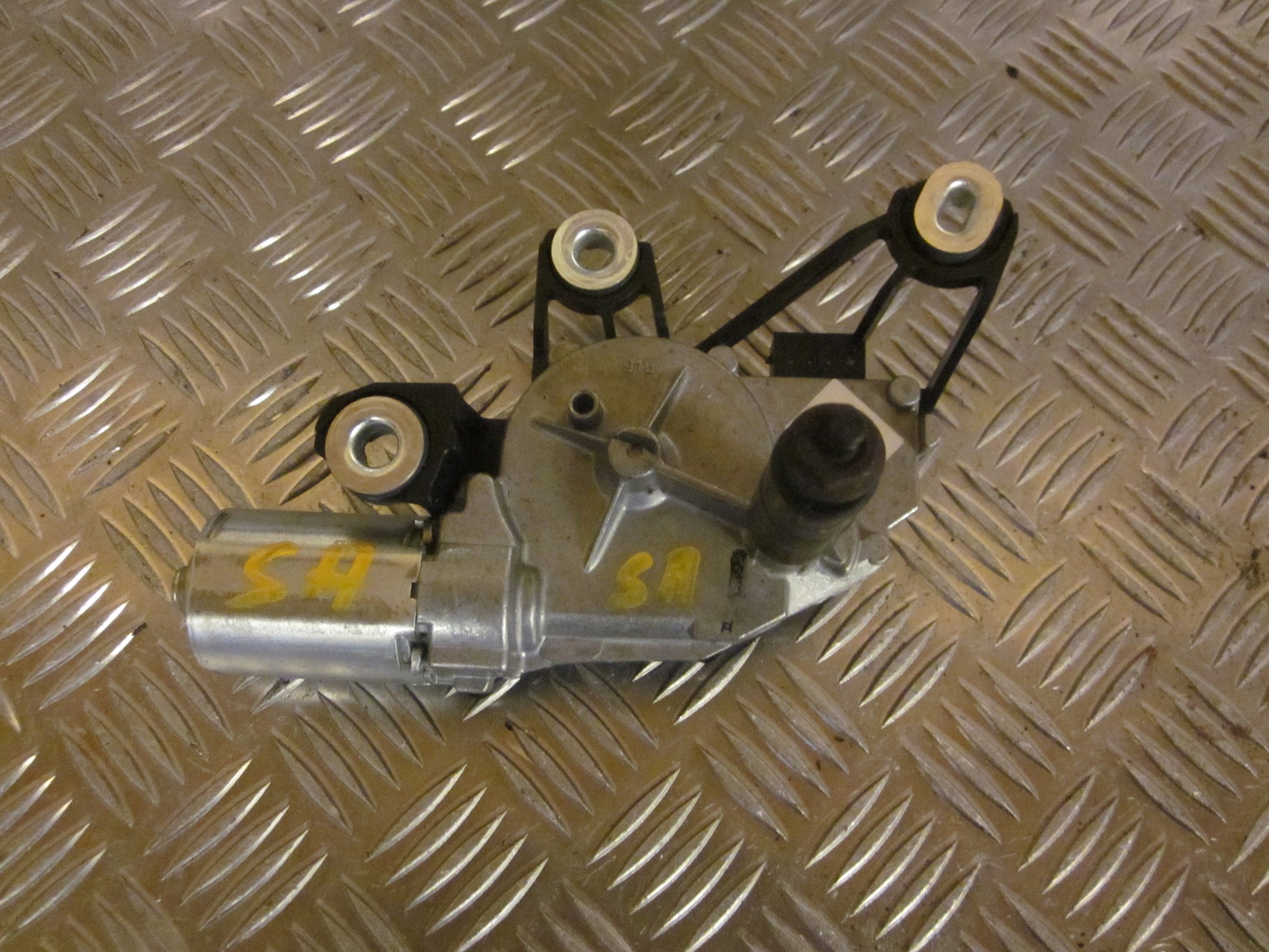 VW Fox 5Z Bagrudevisker Motor Med OEM Nr. 5Z6955711 Fra VW Ophugger