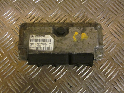 VW Fox 5Z Motorstyring - Motorstyreboks - Injection Elboks Med OEM Nr. 030906034 Fra VW Ophugger