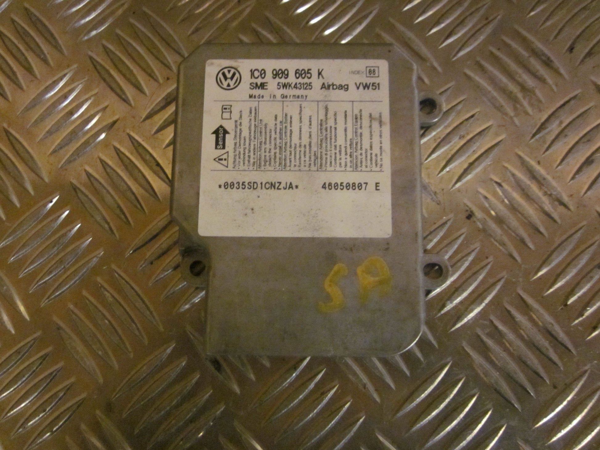 VW Fox 5Z Airbag Elboks Med OEM Nr. 1C0909605K Fra VW Ophugger
