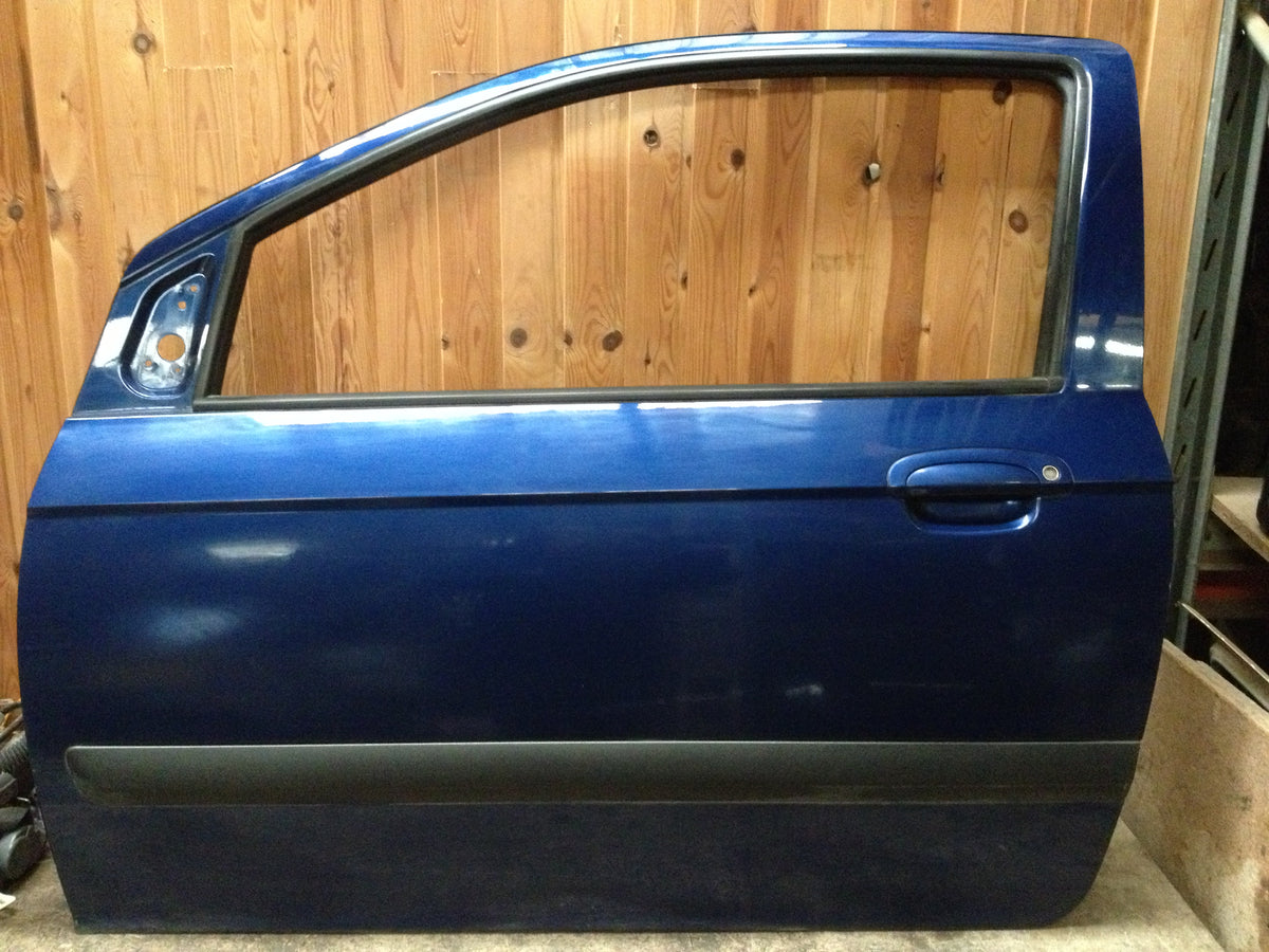 Hyundai Getz Dør V 2 Dørs Med OEM Nr. 760031C221 Fra Hyundai Ophugger