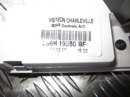 Ford Fusion 1 Varmeregulering Med OEM Nr. Ophugger Fra Ford Ophugger