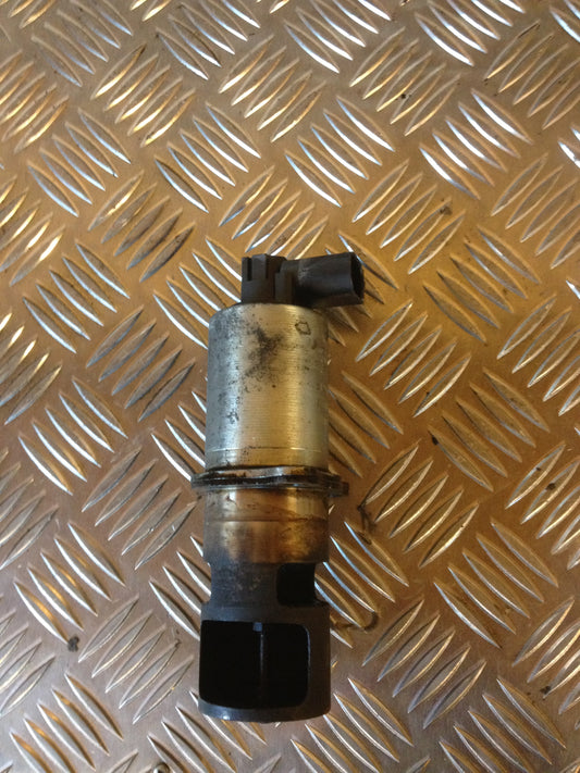 Renault Laguna 2 Egr Ventil Med OEM Nr. Ophugger Fra Renault Ophugger