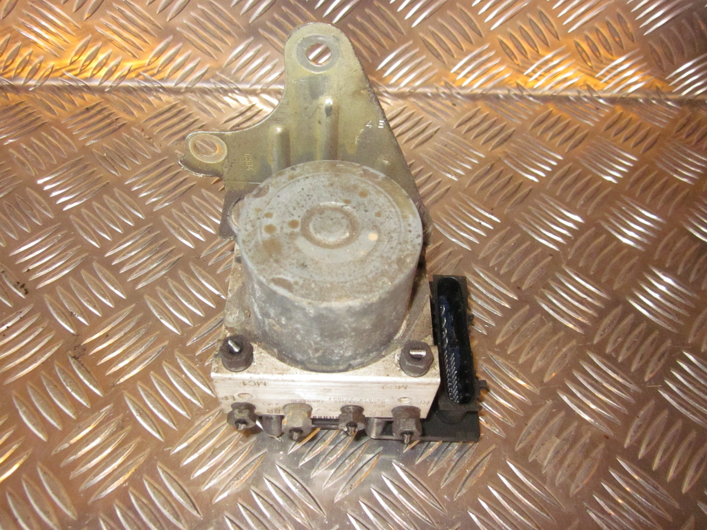 Fiat Panda Abs Pumpe Med OEM Nr. 0265800715 Fra Fiat Ophugger
