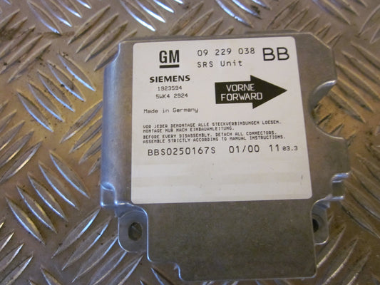 Opel Corsa B Airbag Elboks Med OEM Nr. Ophugger Fra Opel Ophugger