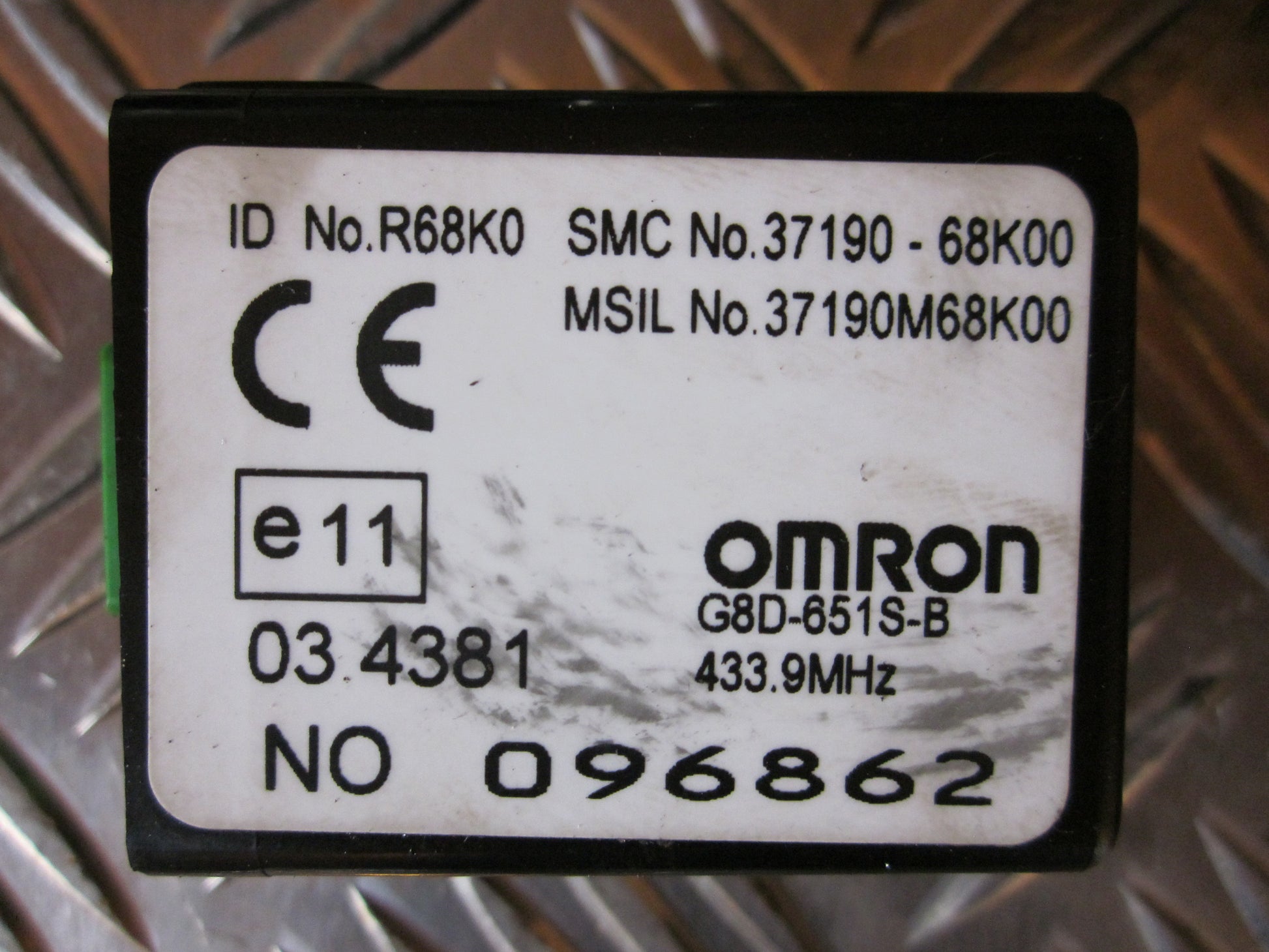 Suzuki Alto Motorstyring - Motorstyreboks - Injection Elboks Med OEM Nr. Ophugger Fra Suzuki Ophugger